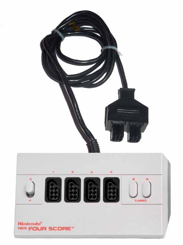 NES - Multitap Four Score Adapter (Gebraucht)
