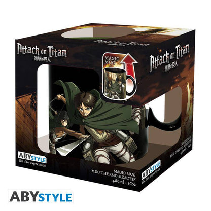 Attack On Titan - Tasse mit Thermoeffekt Gruppe - 460ml