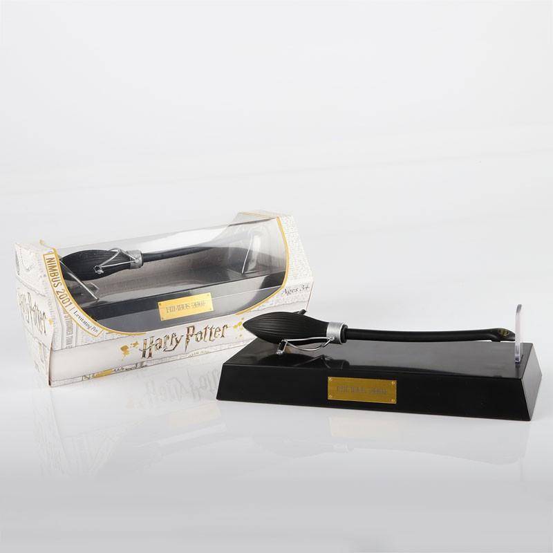 Harry Potter - Schwebender Besen Stift Nymbus 2001