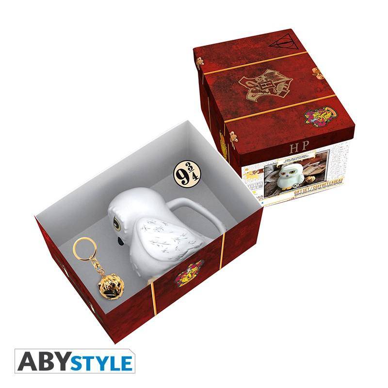 Harry Potter - Pck premium 3D Becher + Schlüsselanhänger 3D +Pin "Harry' Koffer"