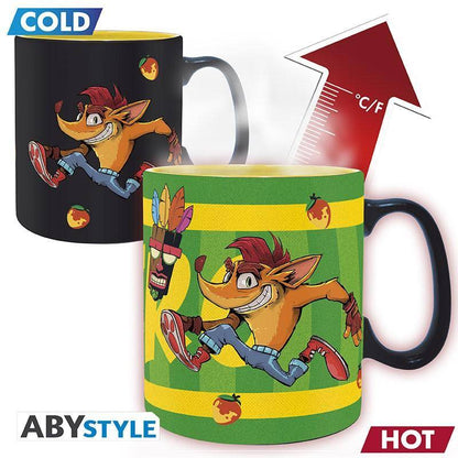 Crash Bandicoot - Wärmewechsel Tasse Crash vs. Dr. Neo - 460 ml