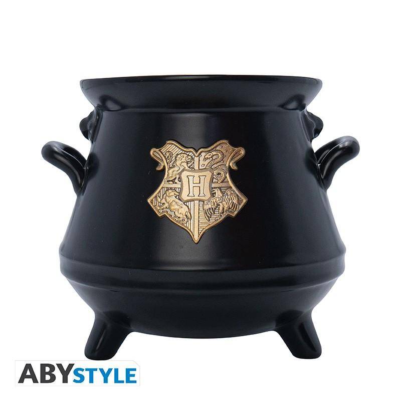 Harry Potter - Geschenkset Koffer - 3D Tasse, Metall Schlüsselanhänger & Anstecker